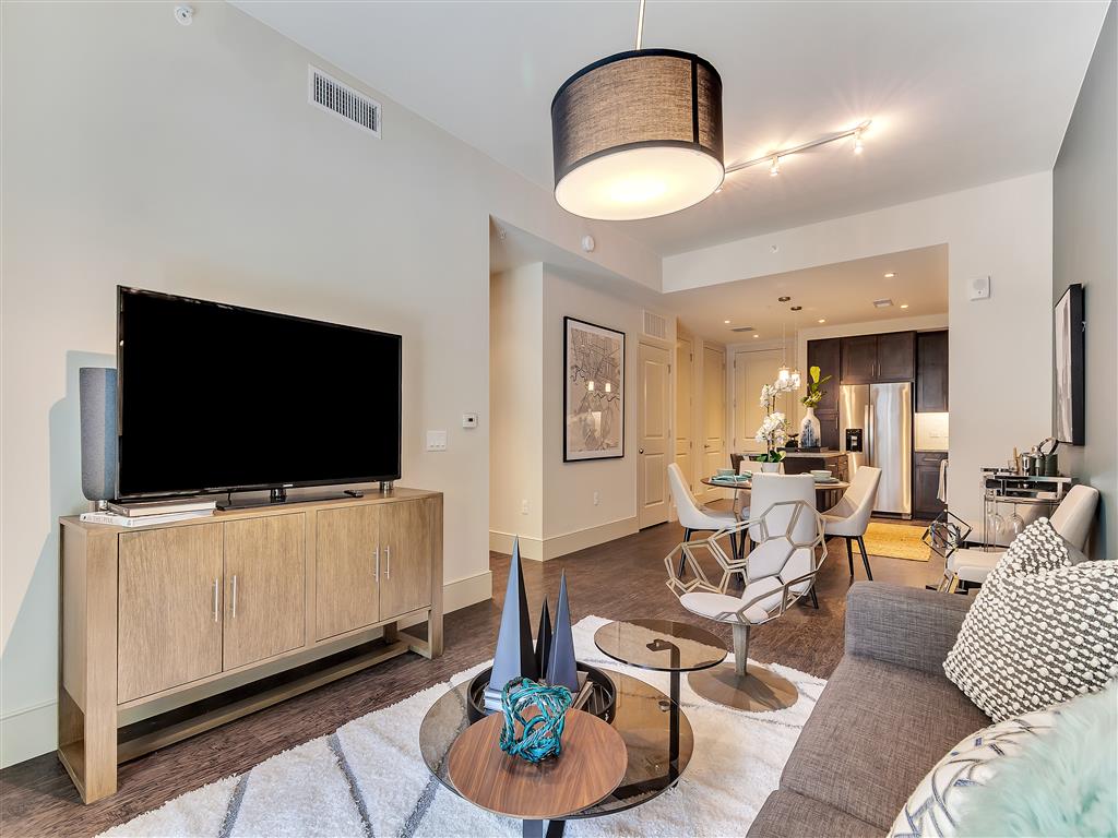 Preston Hollow Village Image 20