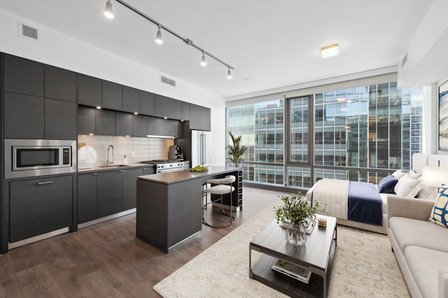 Central Place Image 70