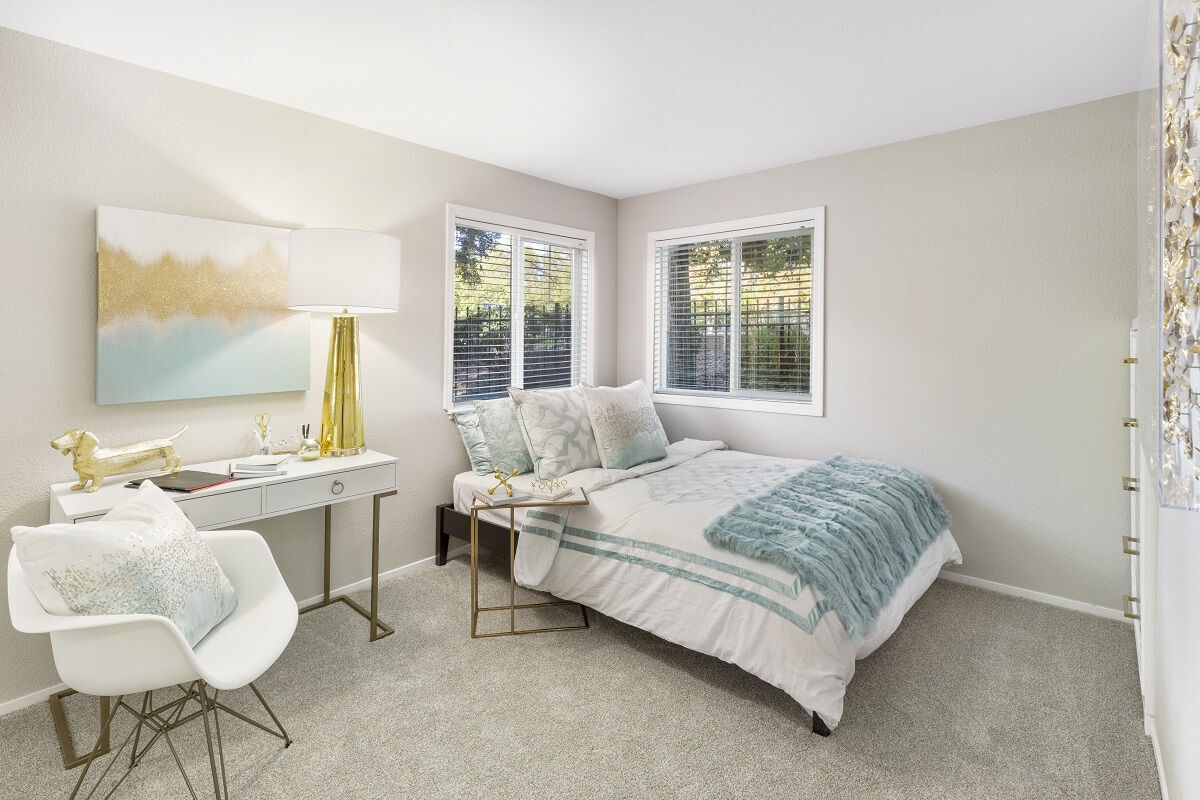 Foothills Tennis Village Apartments Image 16