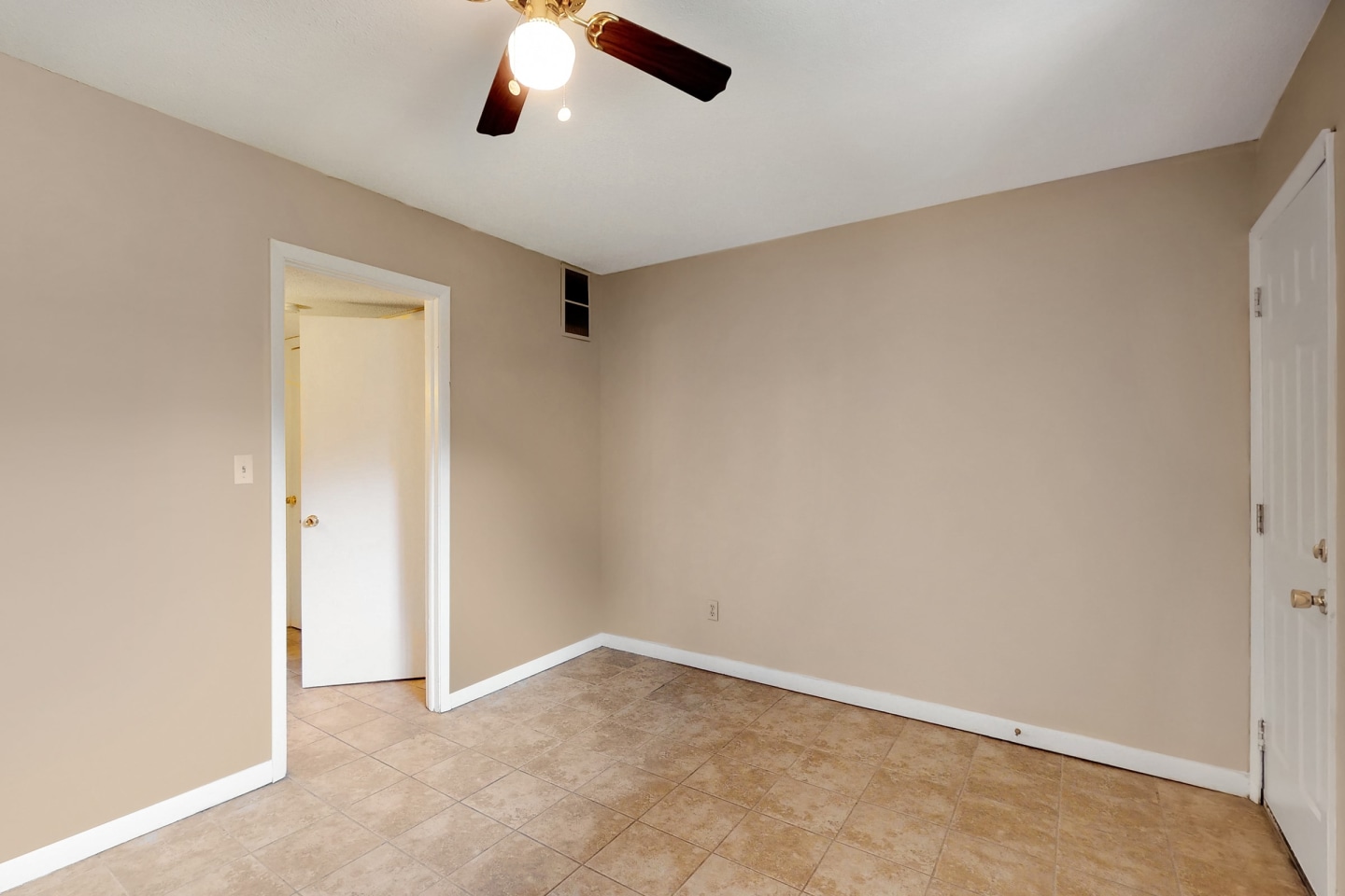 Redstone Commons Image 3