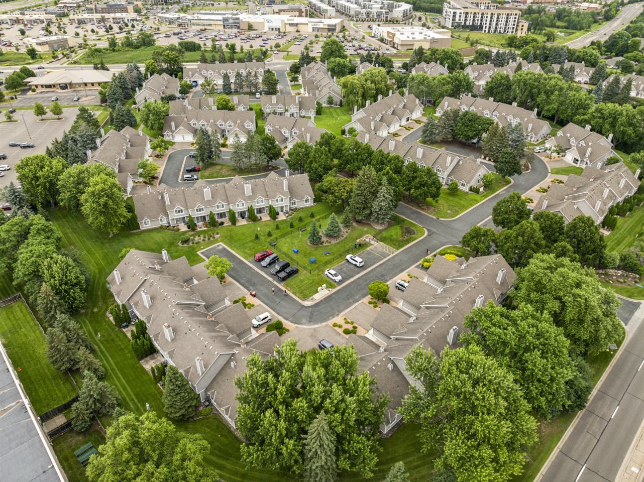 Seasons Villas Image 31
