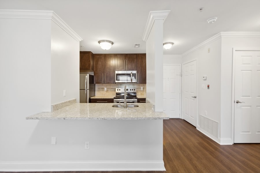 CEDAR STREET COMMONS - A 62+ SENIOR COMMUNITY Image 12