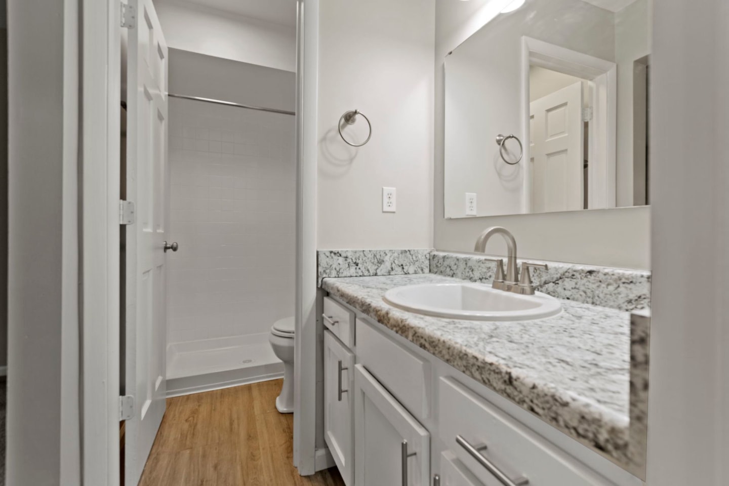 Lenox Image 35