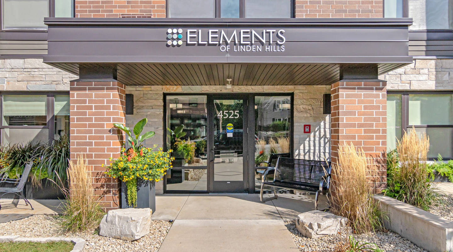 Elements of Linden Hills Image 17