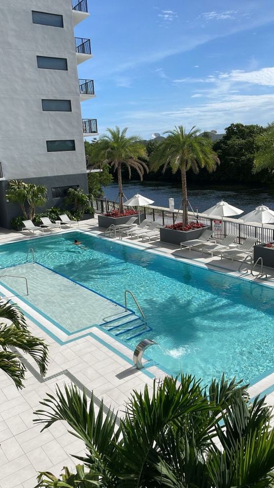 Oasis Pointe Residences Image 37