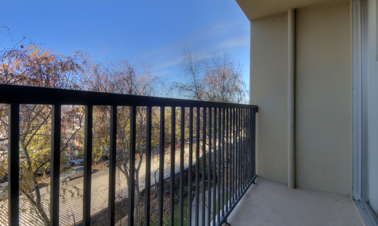 Avenue Two Image 2