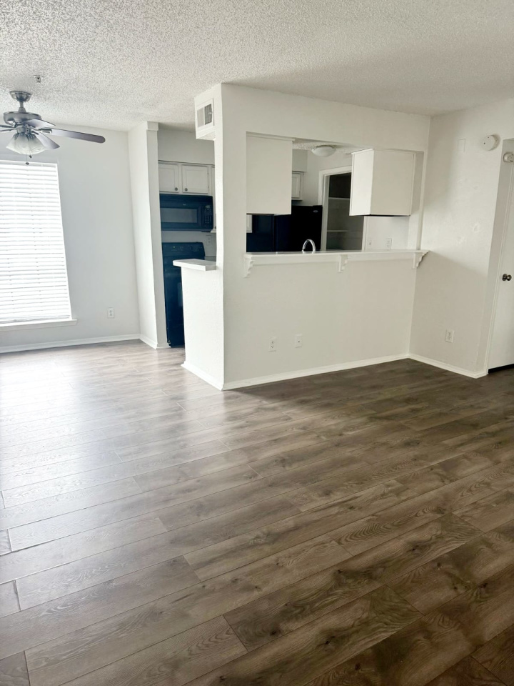 Henderson Flats Image 10