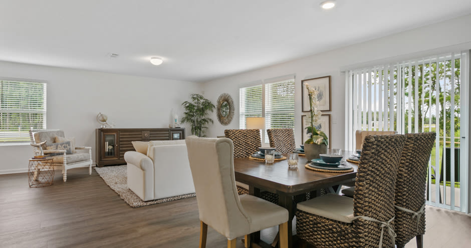 Loggia Pointe Image 9