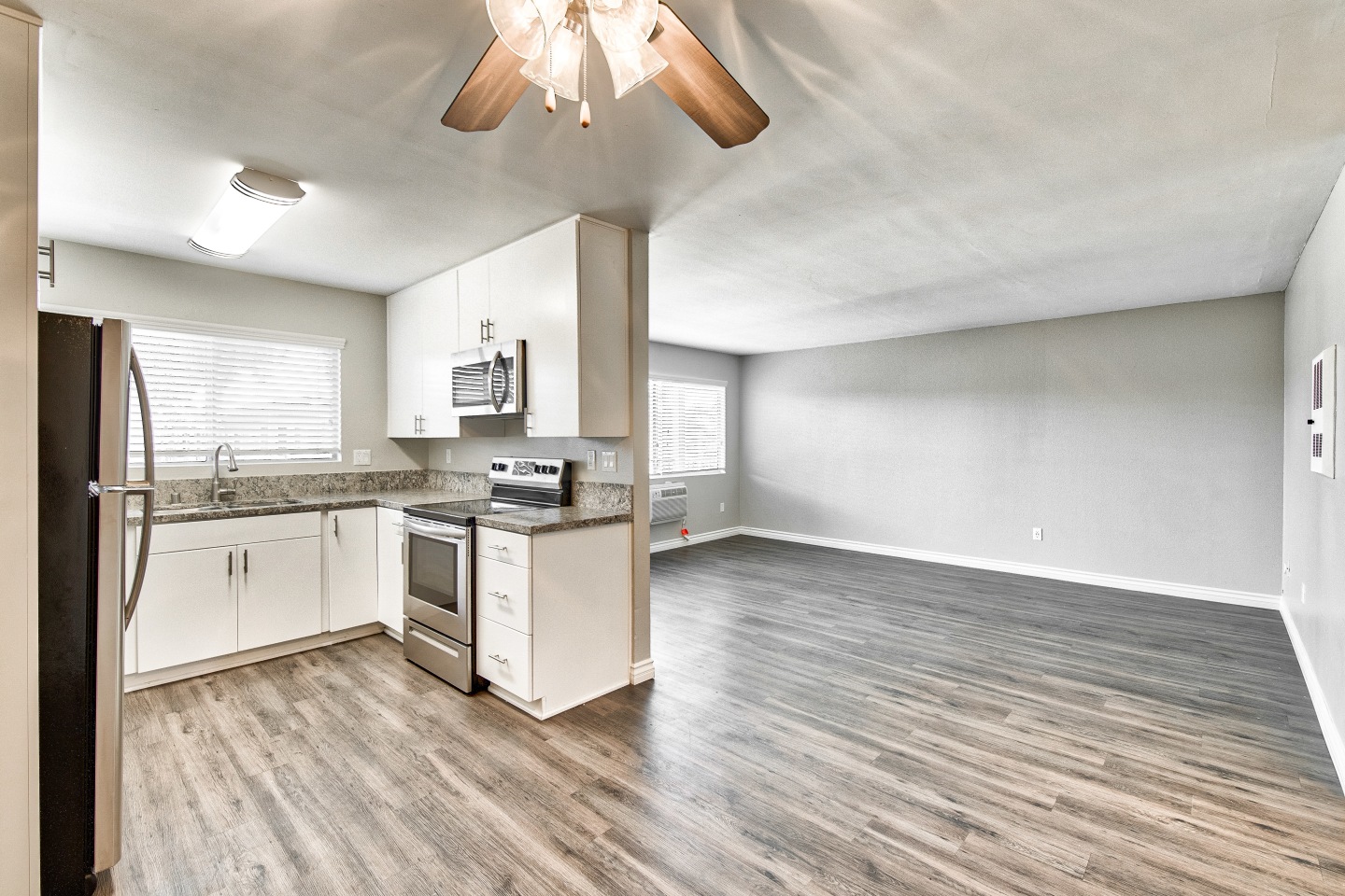 Monterey Apartments Image 13