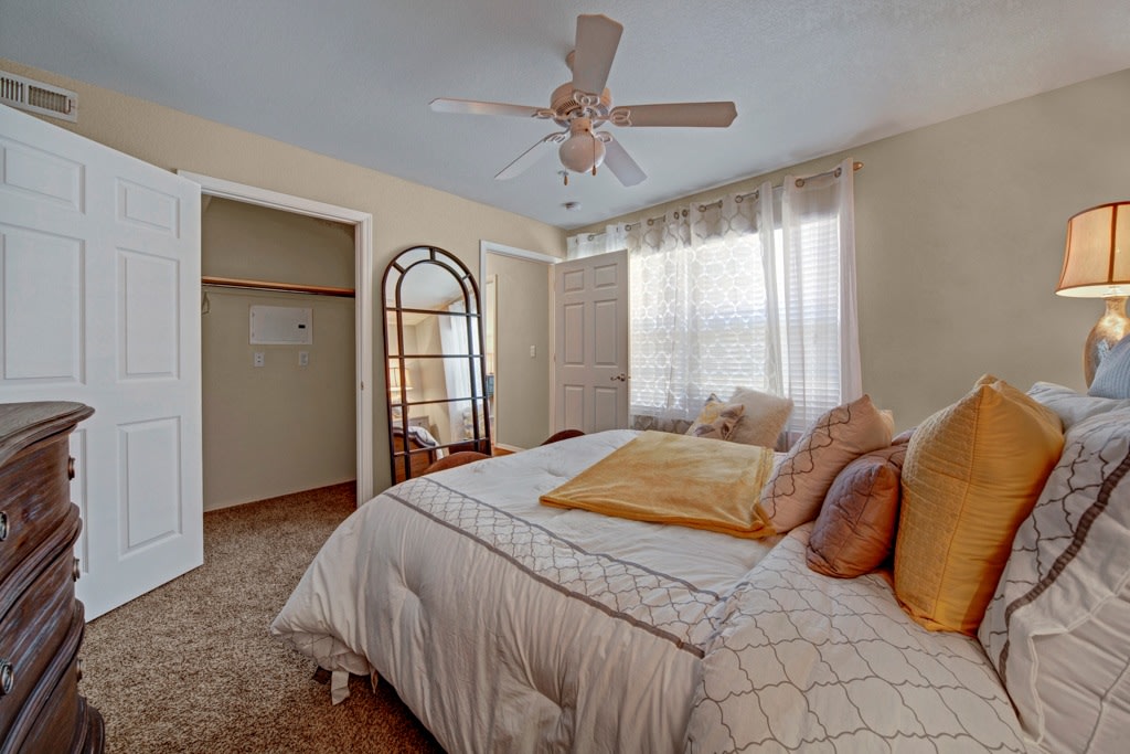 Summit Point Apartments Image 8
