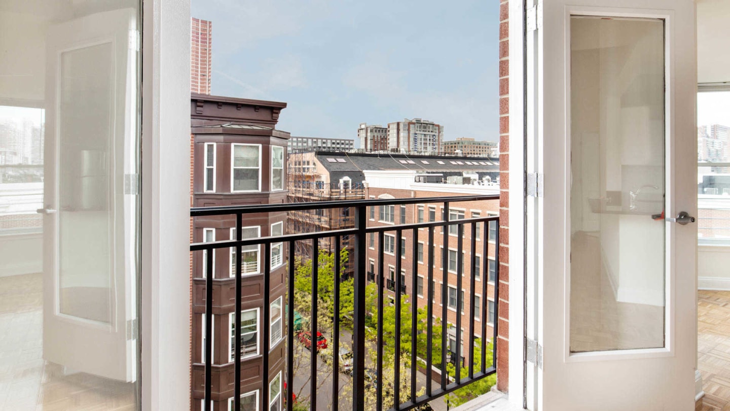 Hudson Point Image 20