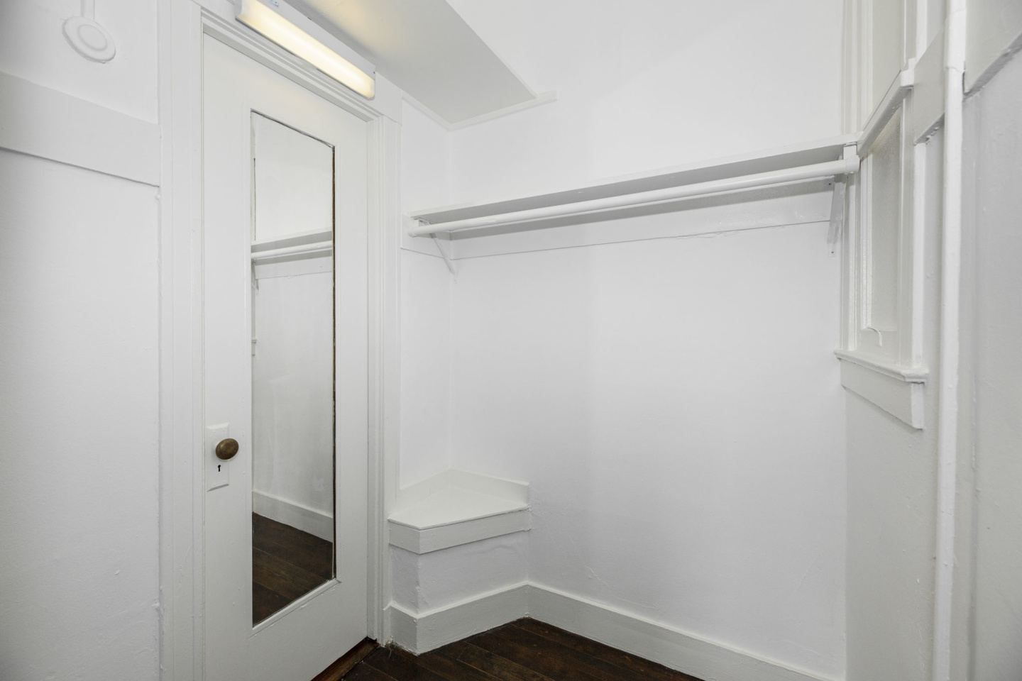 920 LEAVENWORTH Image 18