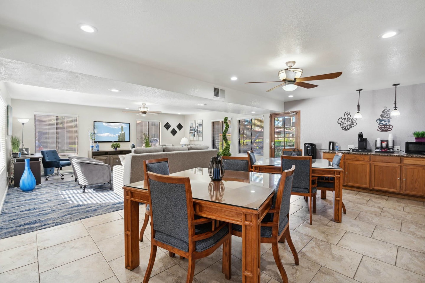 Shorebird Apartments Image 16