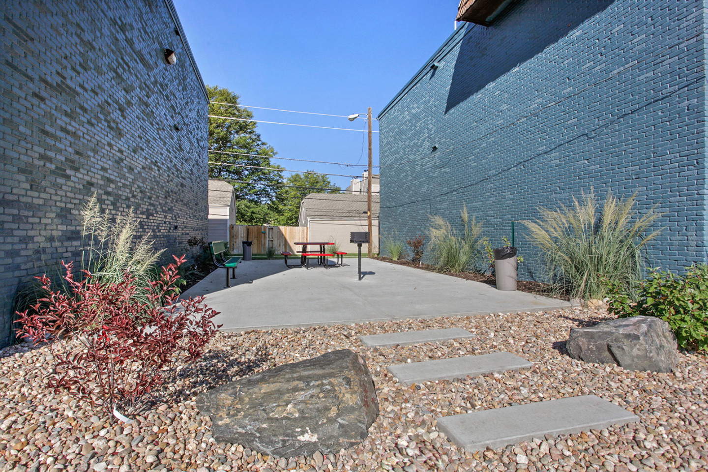 Stratford Plaza Image 7
