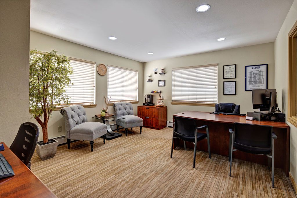 The Greenbriar Apartment Homes Image 14