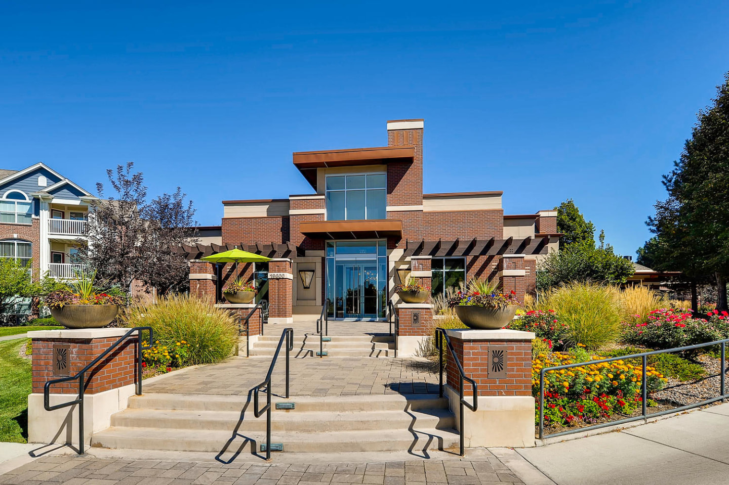 Parker Hilltop  Apartments Image 19