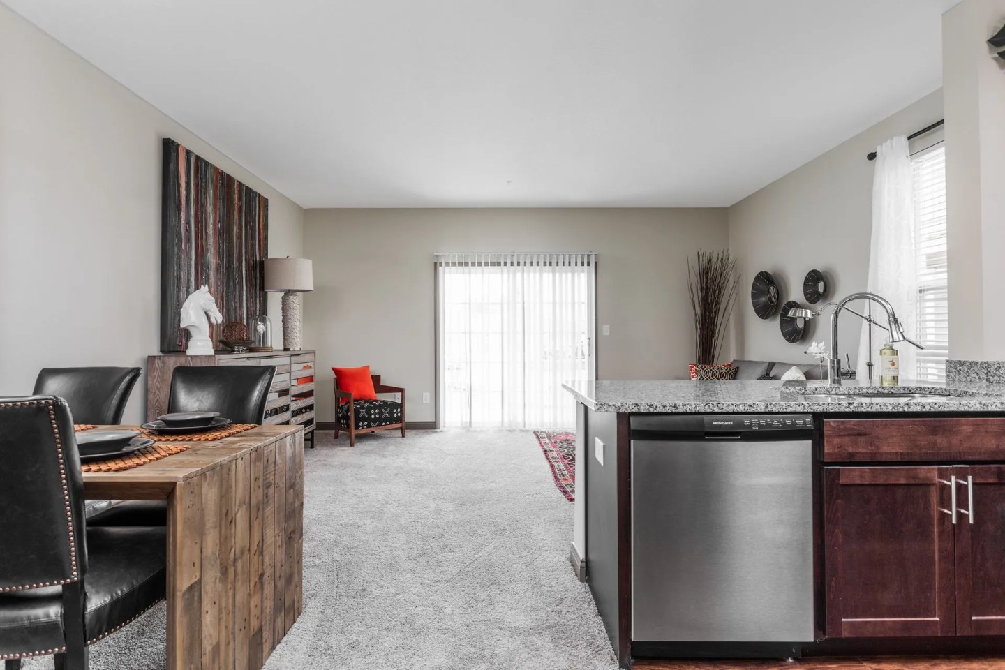 Overture Flats Image 14