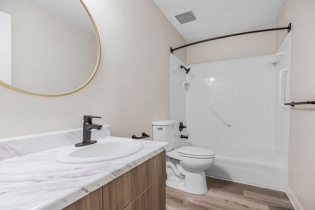 Villa Medici Apartments and Townhomes  Image 36