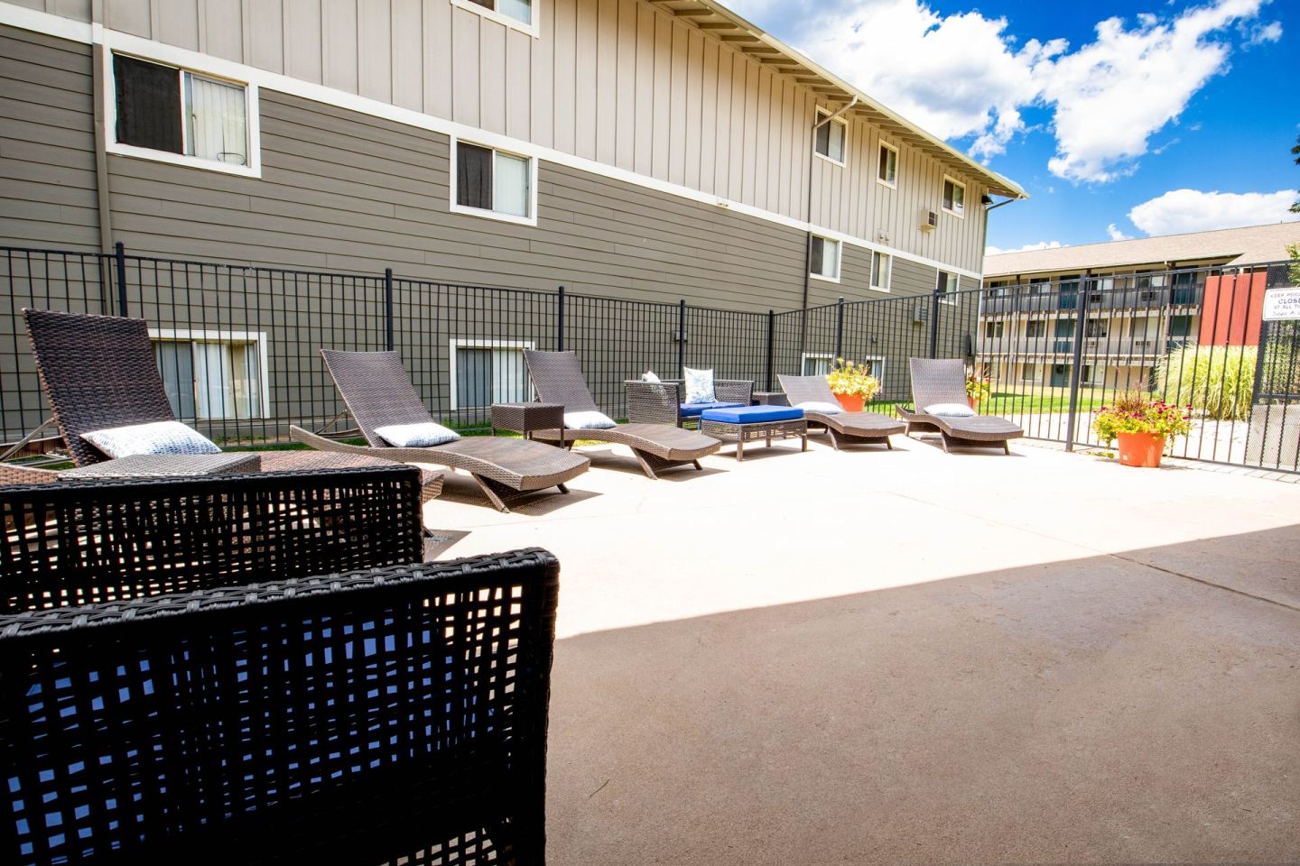 Bear Valley Village Apartments Image 5