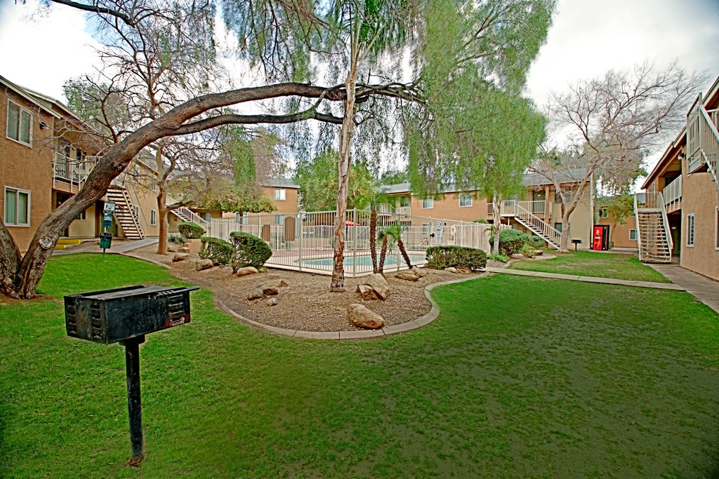 Vista Village Image 8