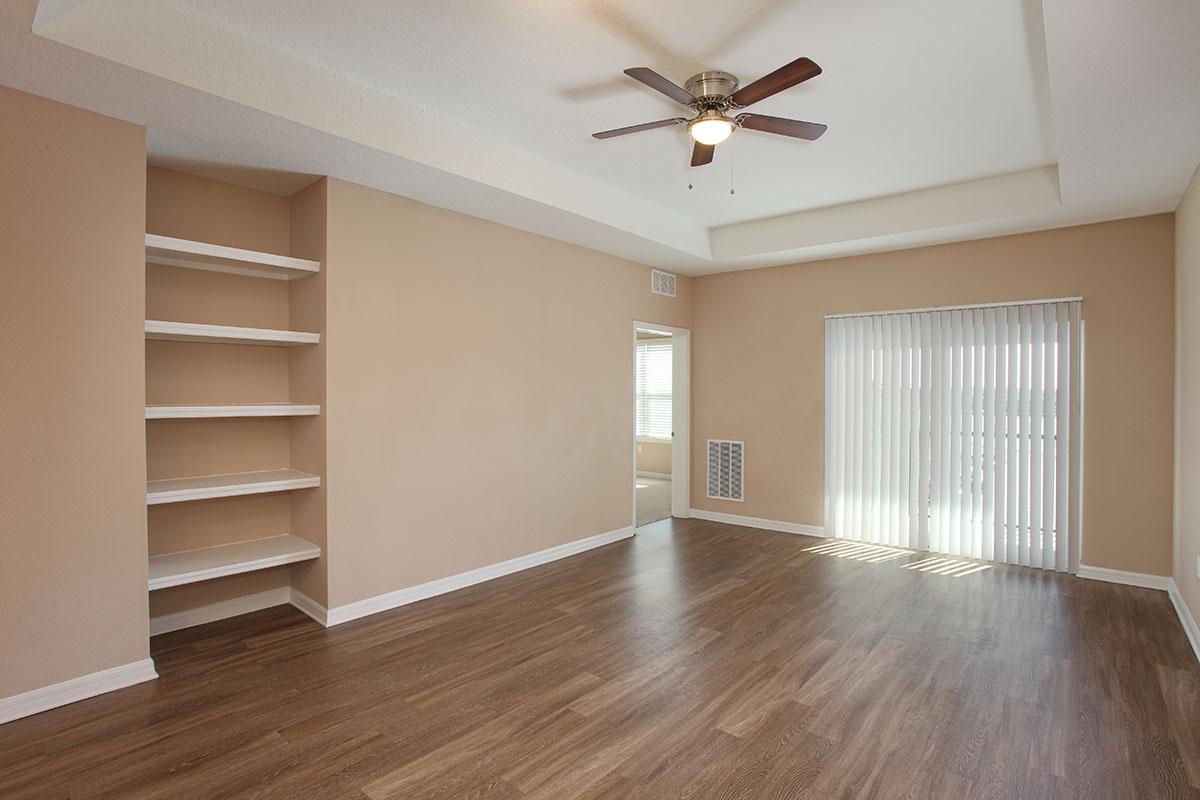 Fountain Lake Bradenton Image 33