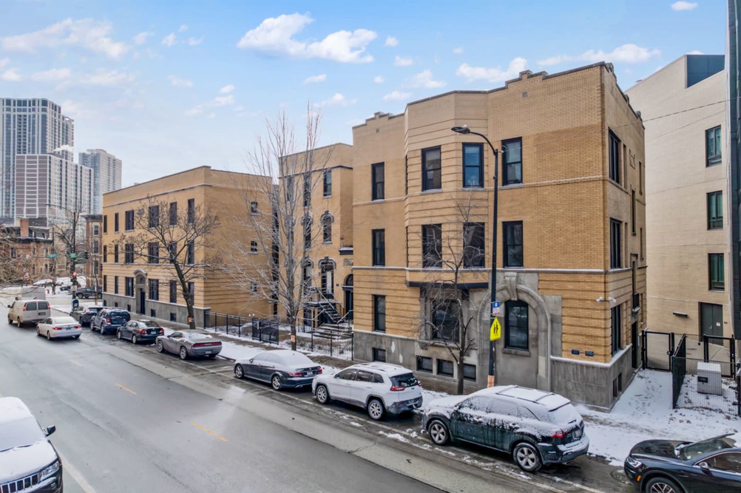 1900 N Lincoln Ave Image 2