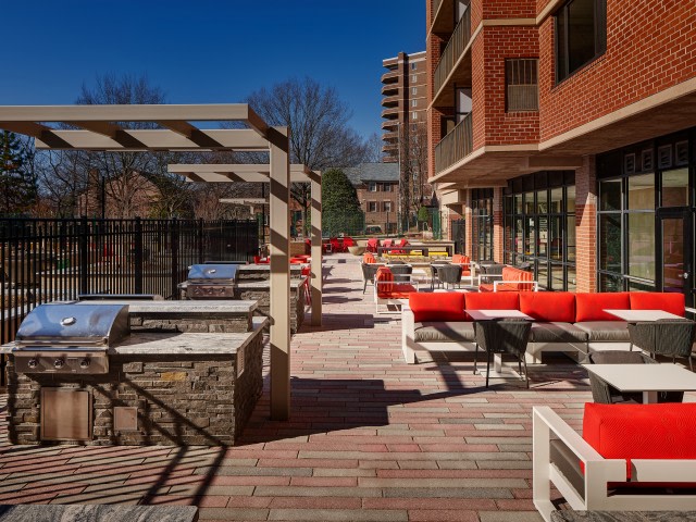 Courtland Towers Image 17