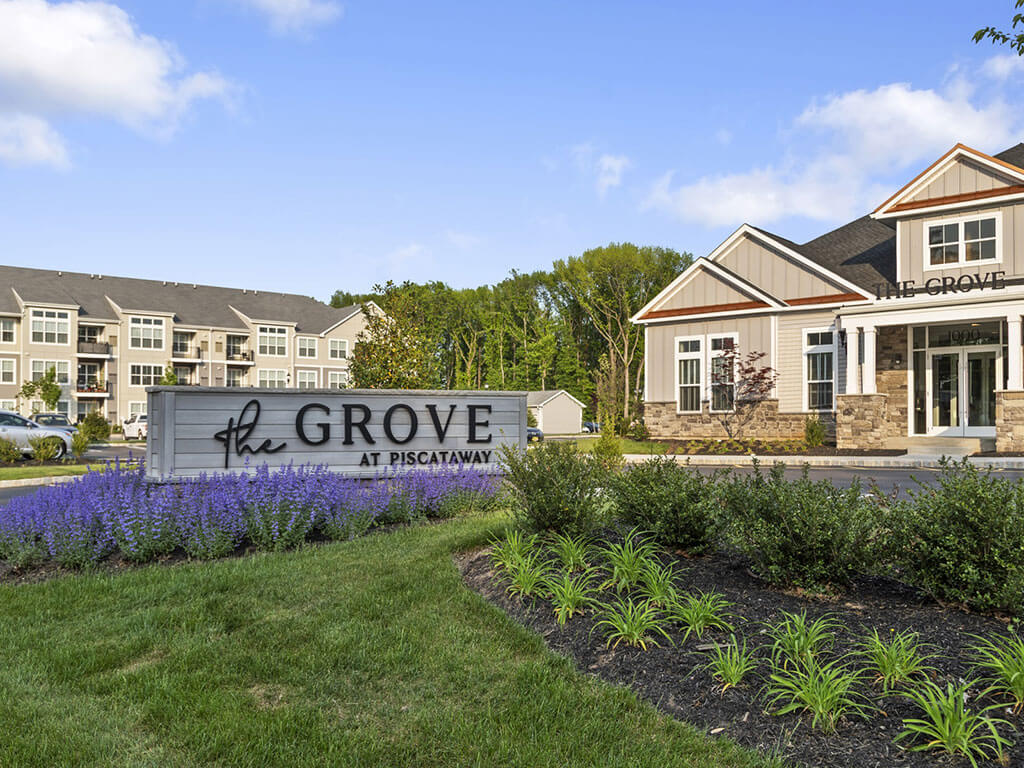 The Grove at Piscataway Image 1