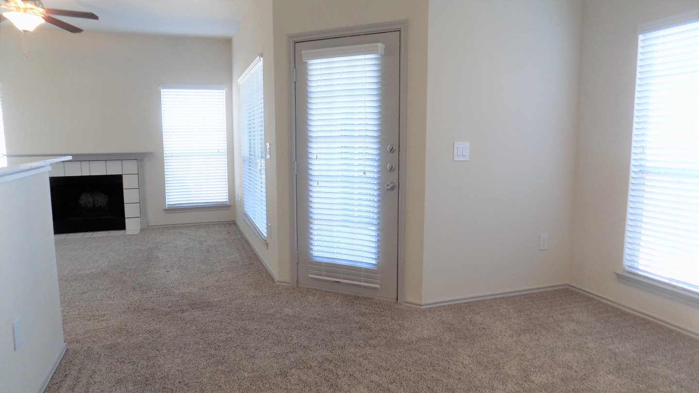 Waters Edge Villas Apartments Image 15