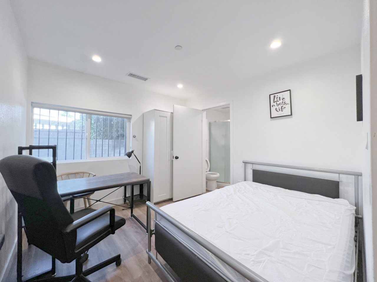 3748 Dalton Avenue - Co-Living Image 13