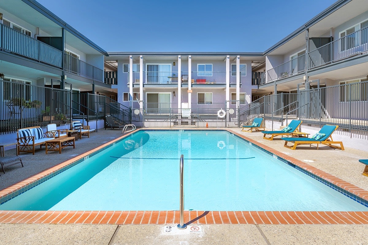 Spring Ridge on Fletcher Apartments Image 8