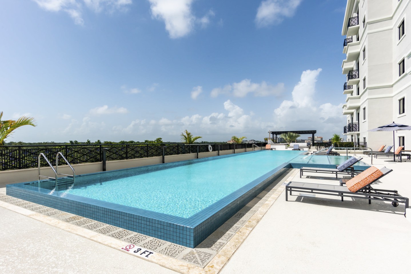 The Residences at Thesis Image 15