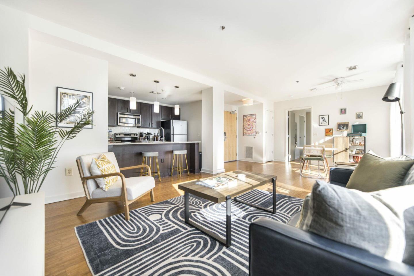 Lofts at 401 Cherry Image 1