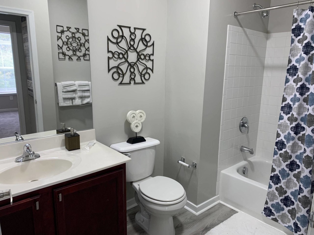 62 ELEVEN Image 18