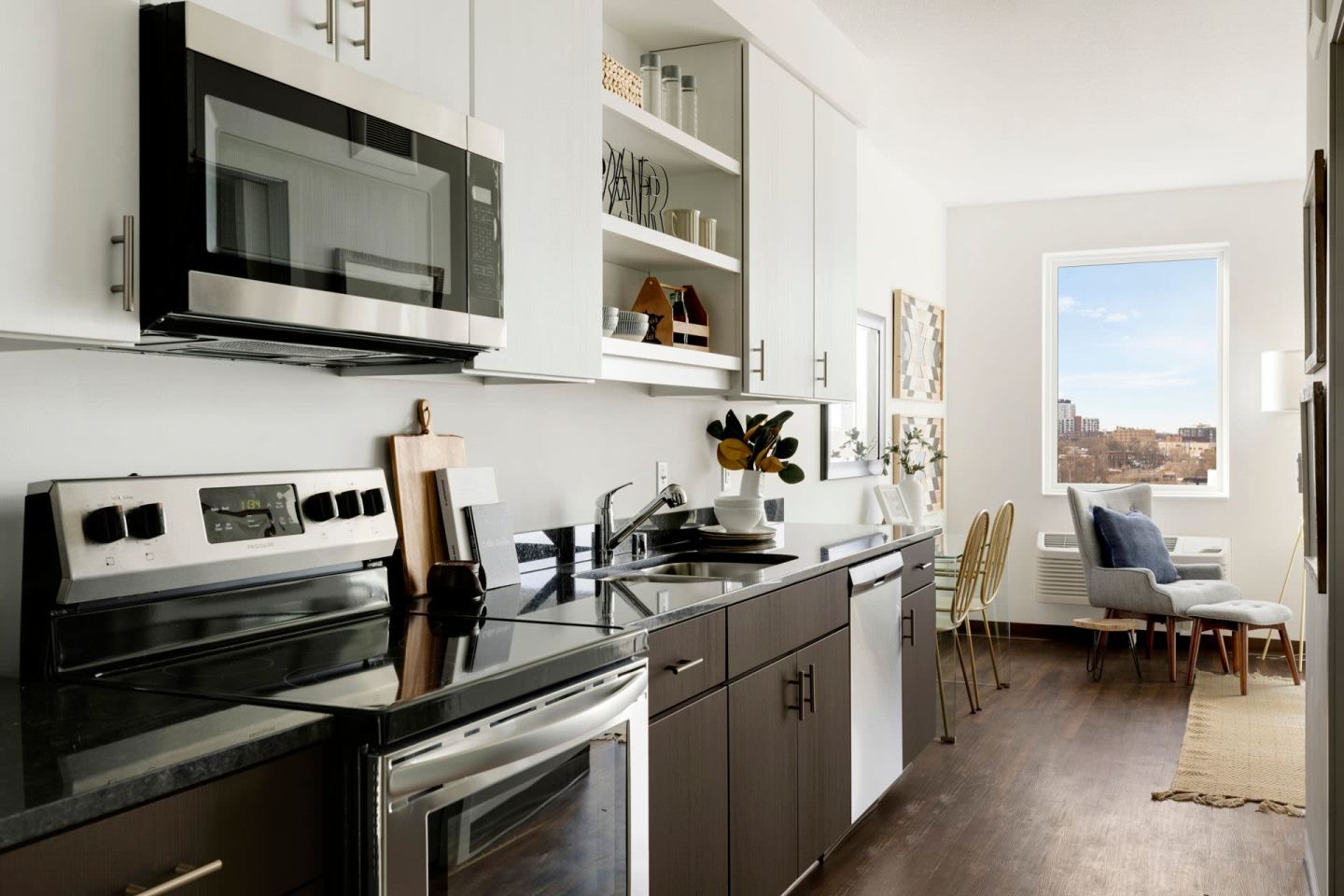RYM Apartments Image 8