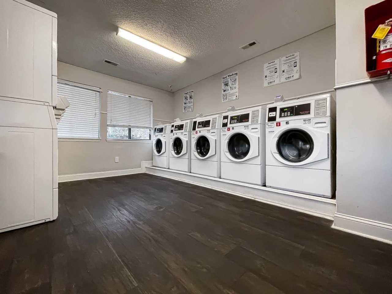 Plantation Flats Image 1