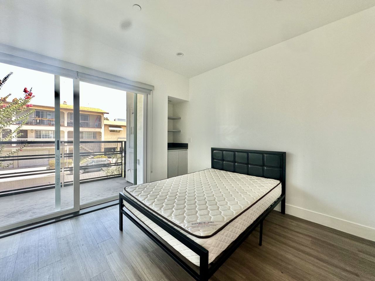 1515 Colby Ave - Co-Living Image 22