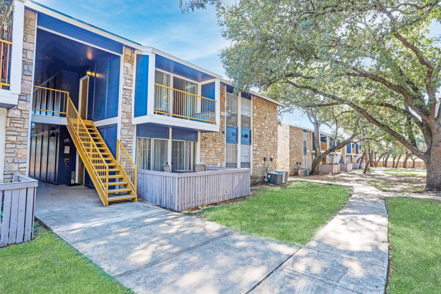 Woodland Ridge Image 4