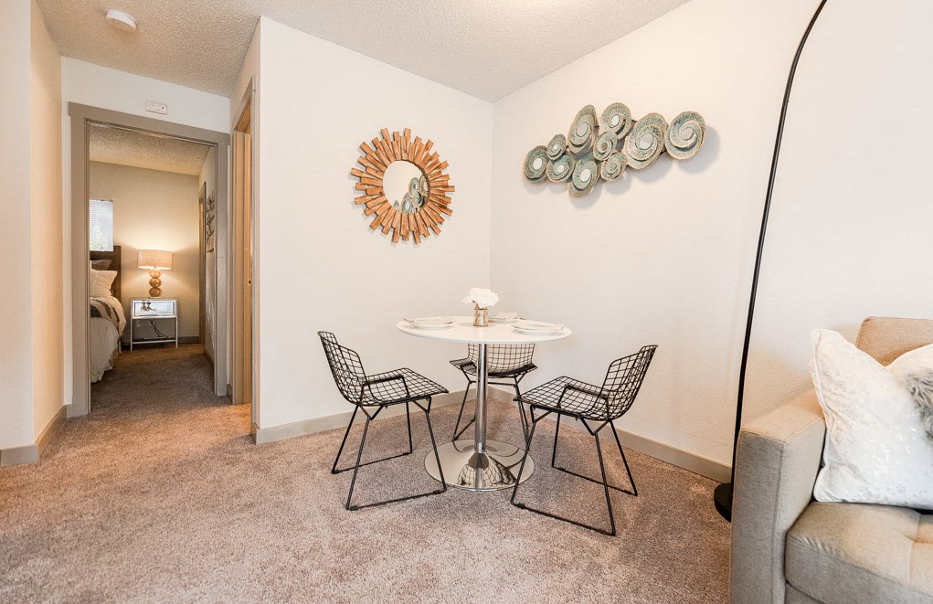 Driftwood Apartments Image 30
