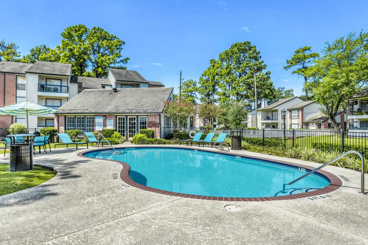 Brandon Oaks Apartments Image 6