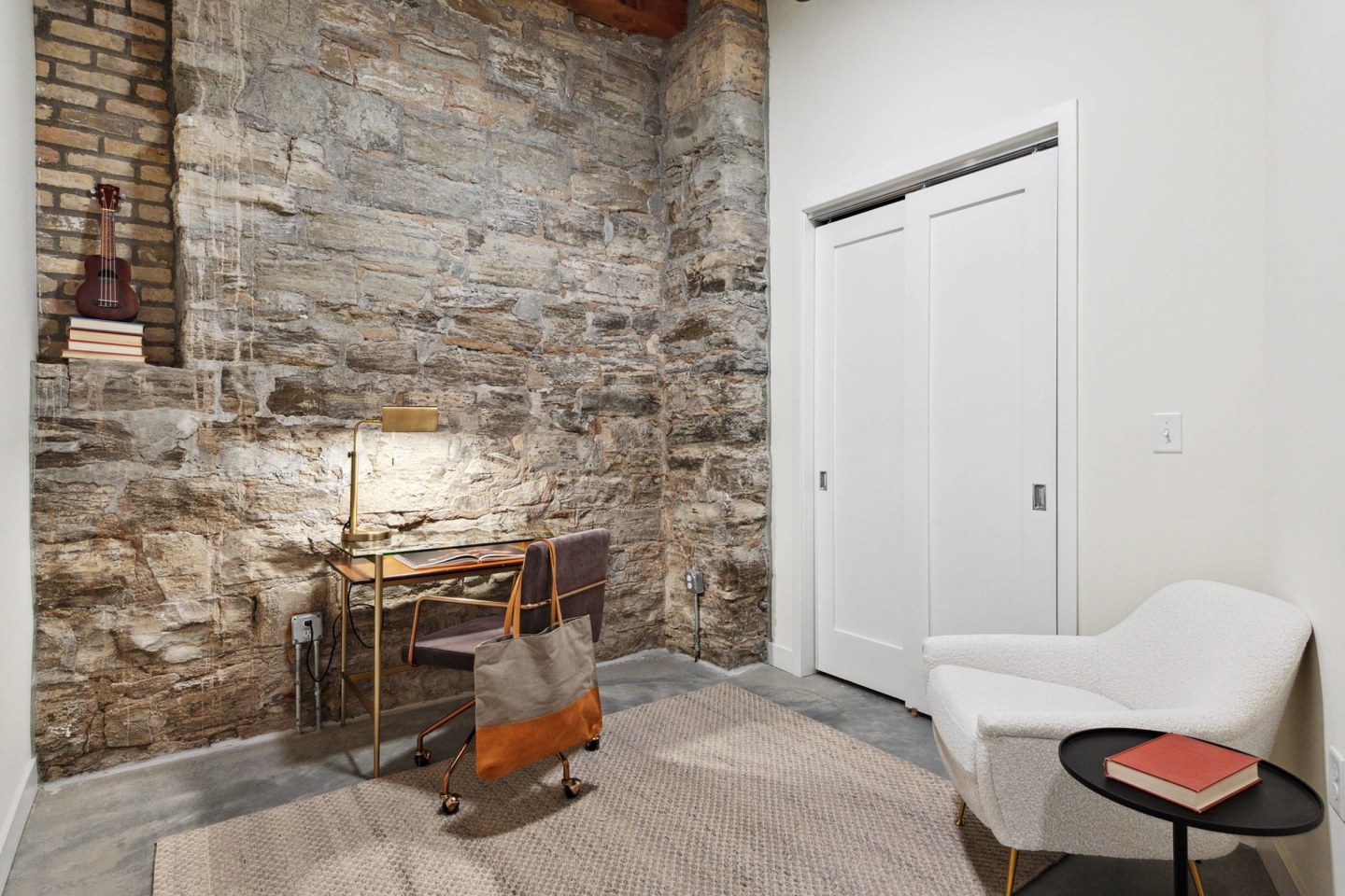 724 Lofts Image 33