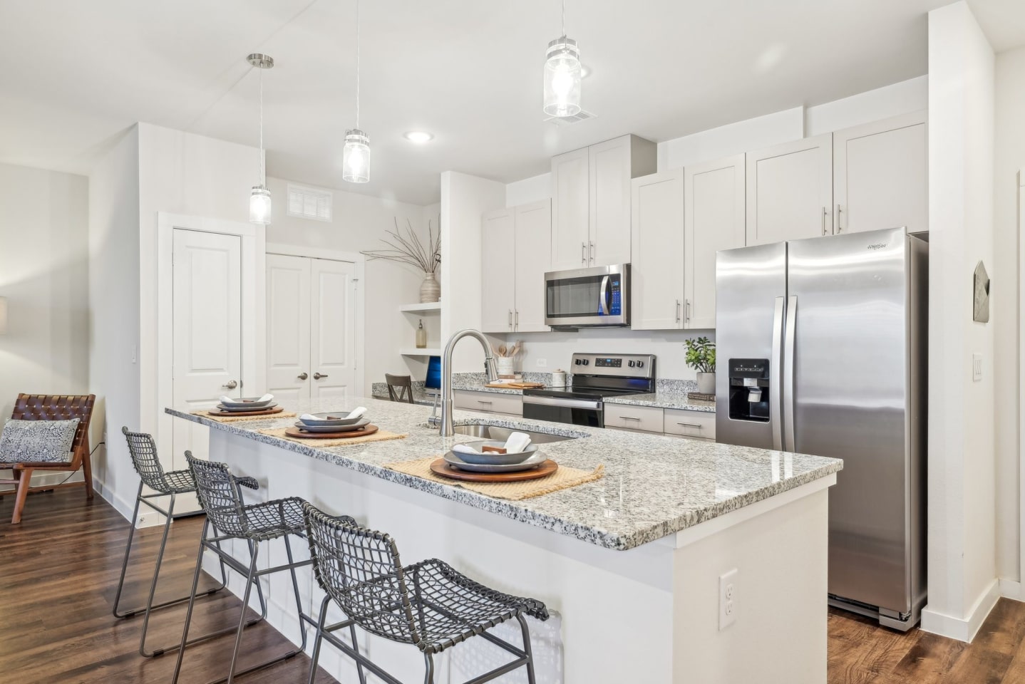 Luxia Rockwall Downes Image 57