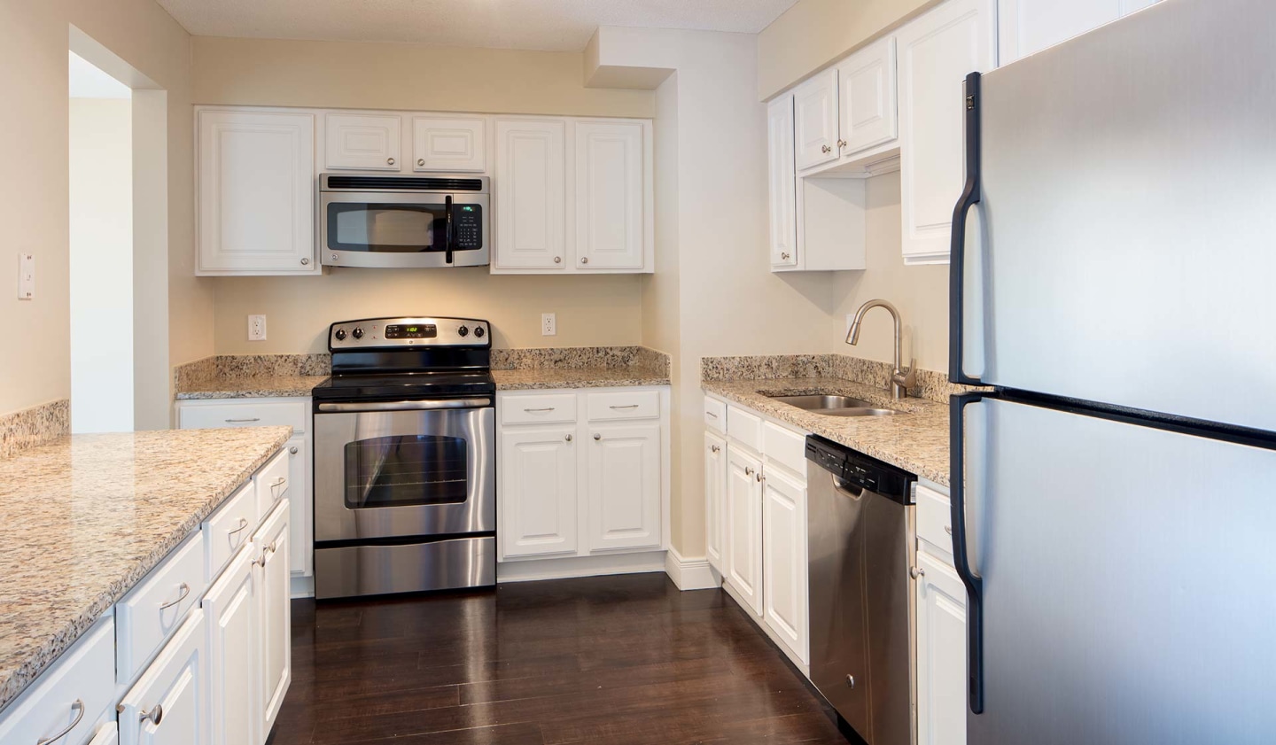 The Beach Club Residences Image 22