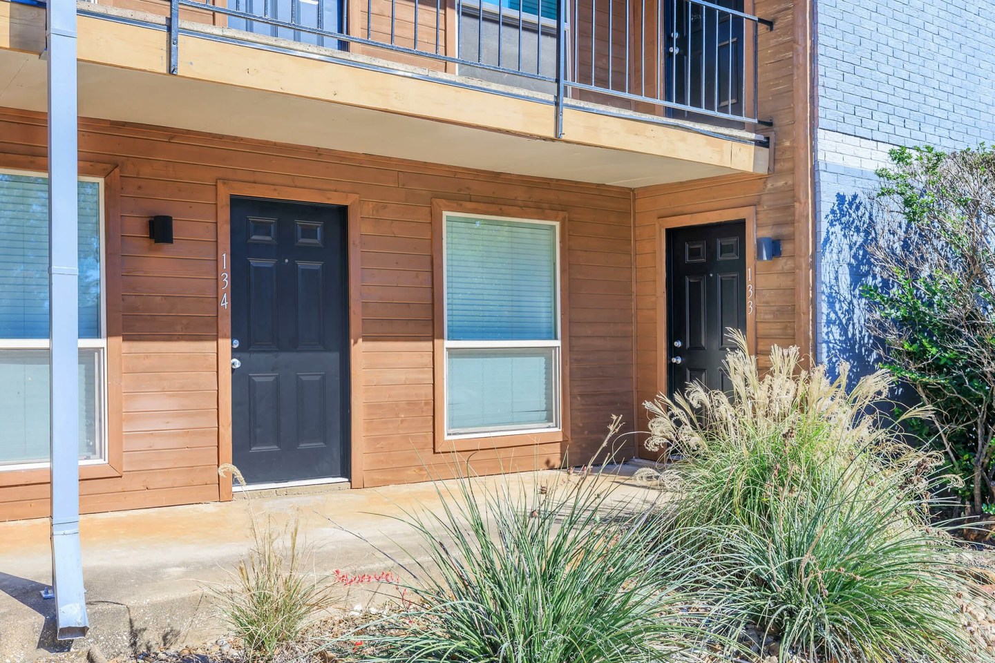 Social House Image 4