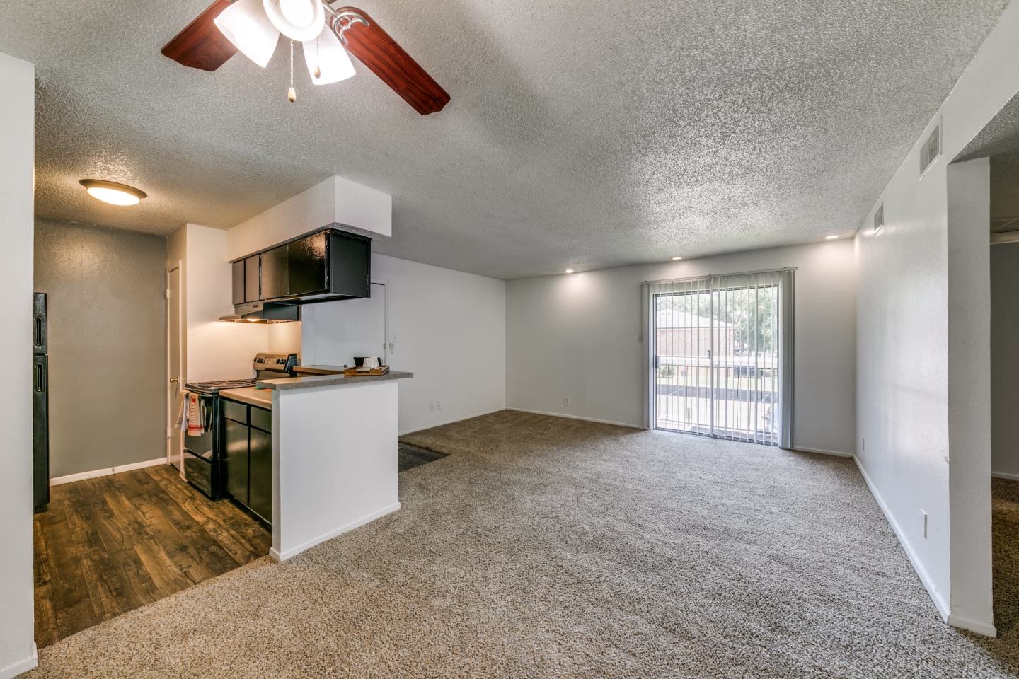 Saddle Brook Image 15