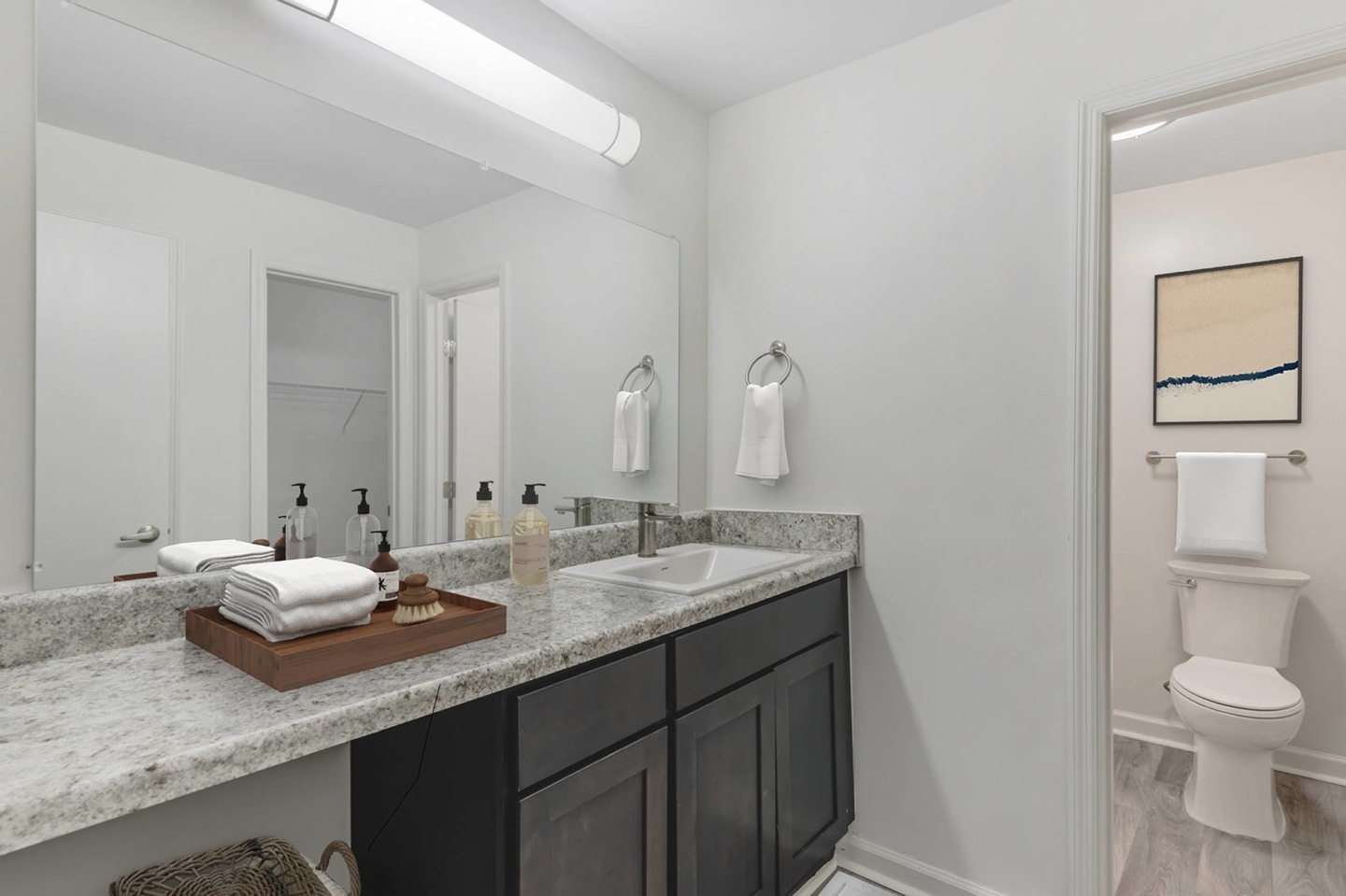Riverchase Landing Image 33
