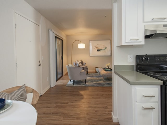 Arbor Walk Apartments Image 13