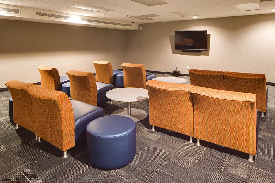 E Street Flats - Student Housing Image 19