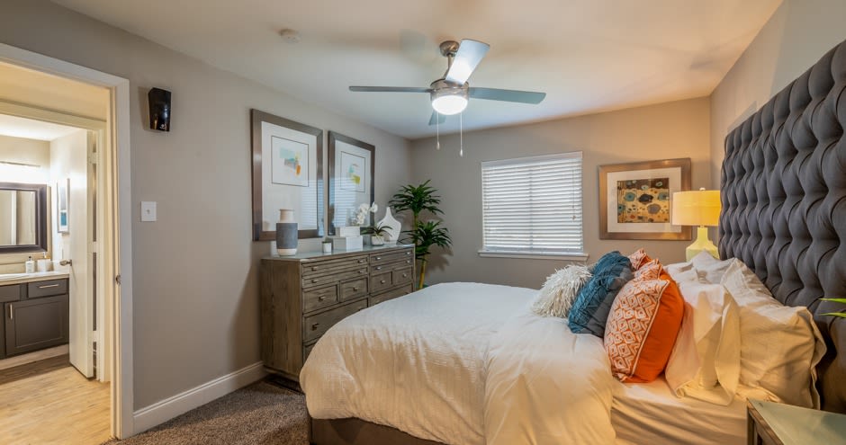 Flintridge Apartments Image 10