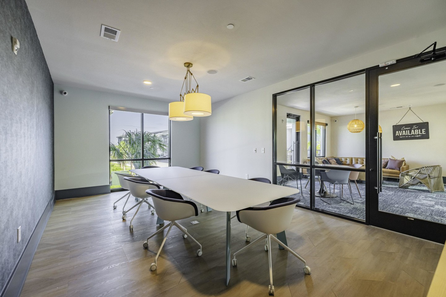 Forena Luxury Living Image 16